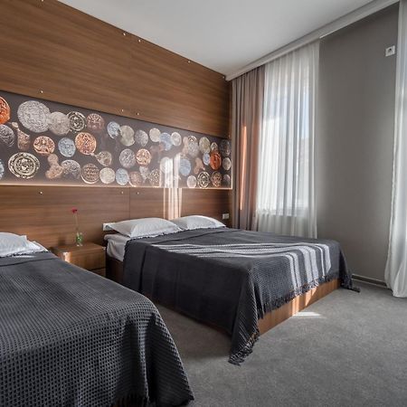 Hotel History • Სასტუმრო Ისტორია シグナギ エクステリア 写真