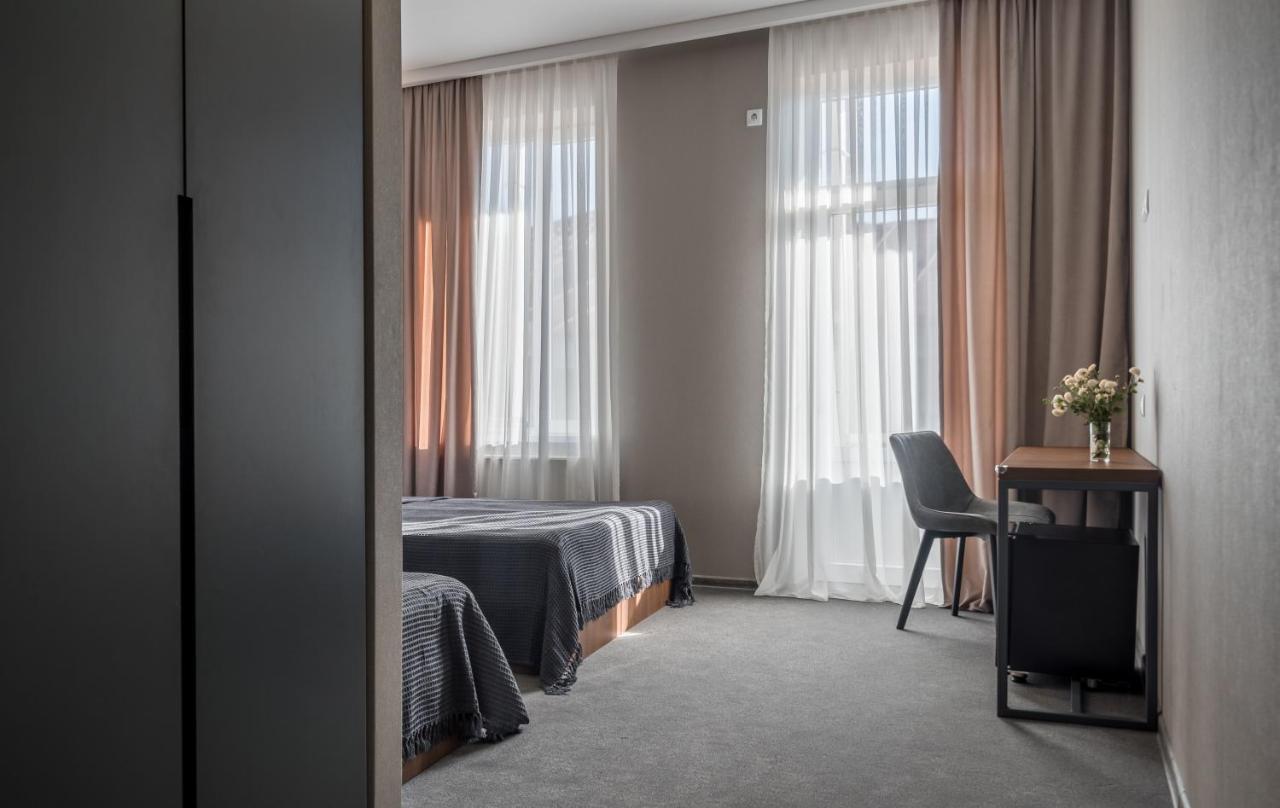 Hotel History • Სასტუმრო Ისტორია シグナギ エクステリア 写真
