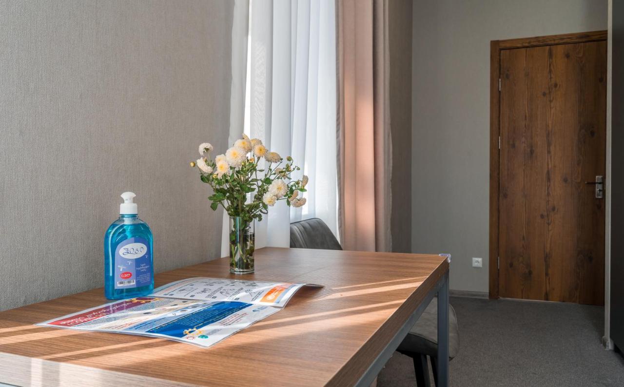 Hotel History • Სასტუმრო Ისტორია シグナギ エクステリア 写真