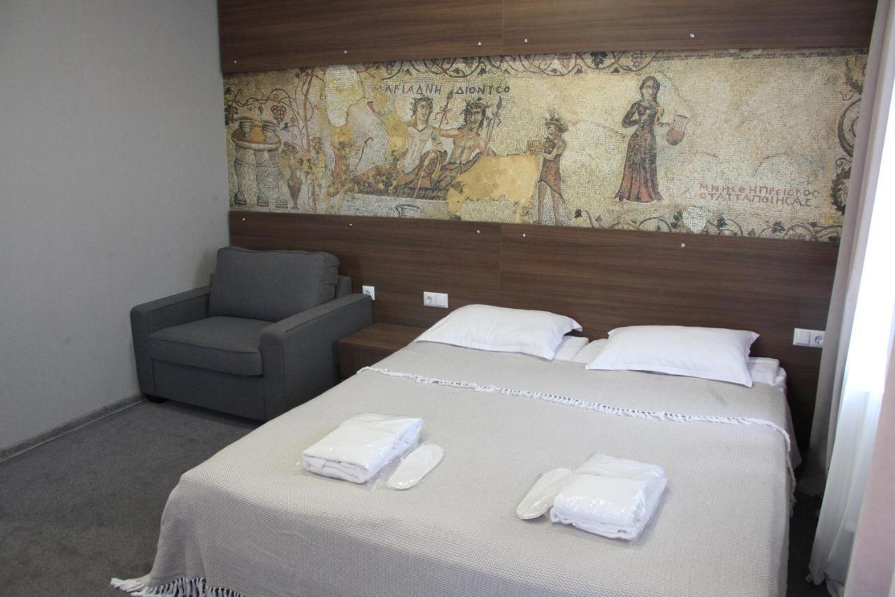 Hotel History • Სასტუმრო Ისტორია シグナギ エクステリア 写真